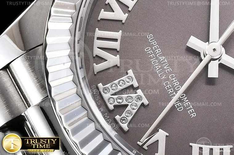 0313 RMDJ0252B – DJ Midsize 31mm Classic 821